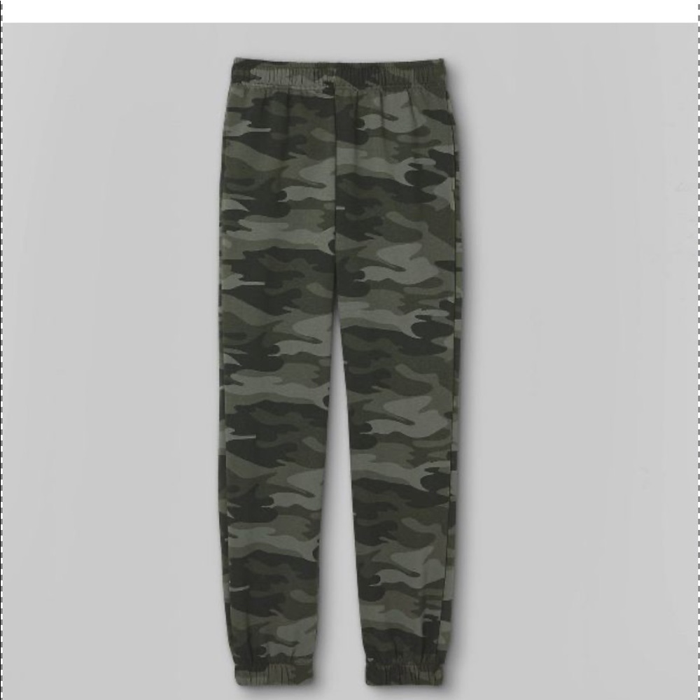 Women's High-Rise Fleece Sweatpants - Wild Fable™ Green Camouflage